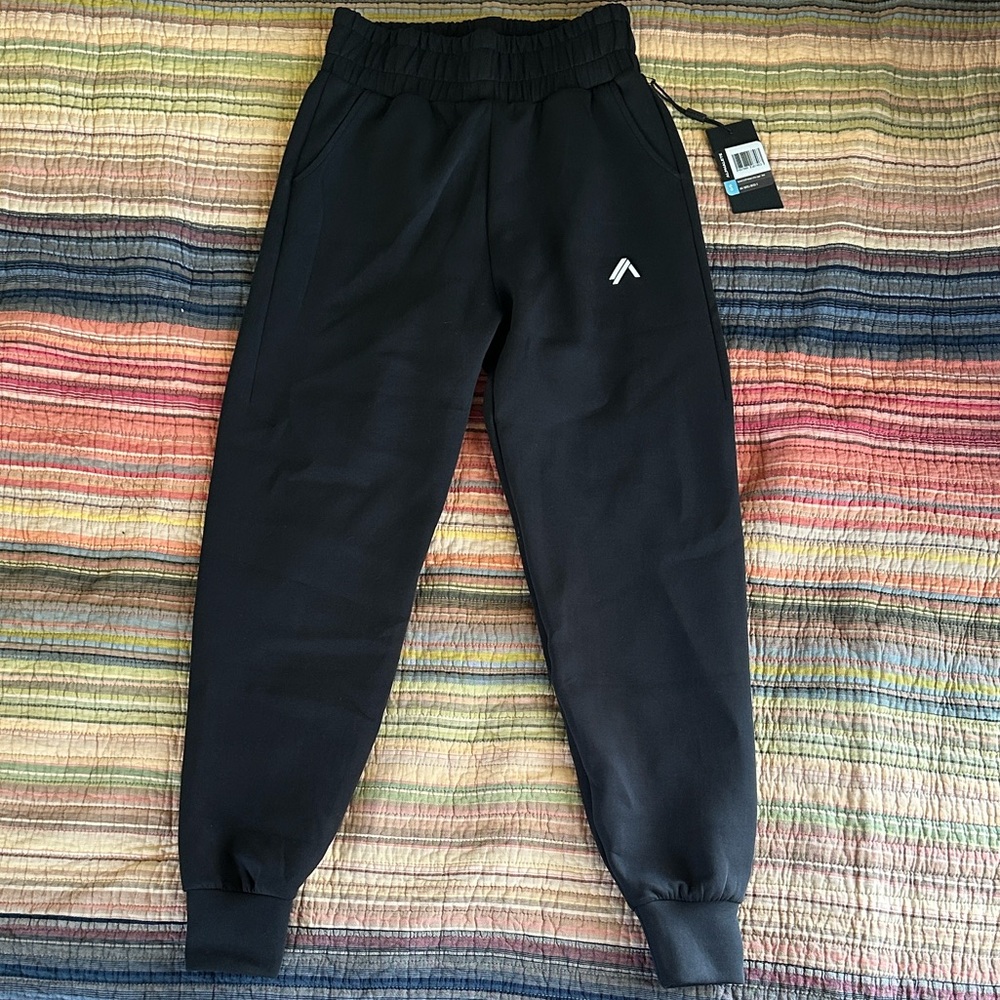 Alphalete Black Jogger Pants